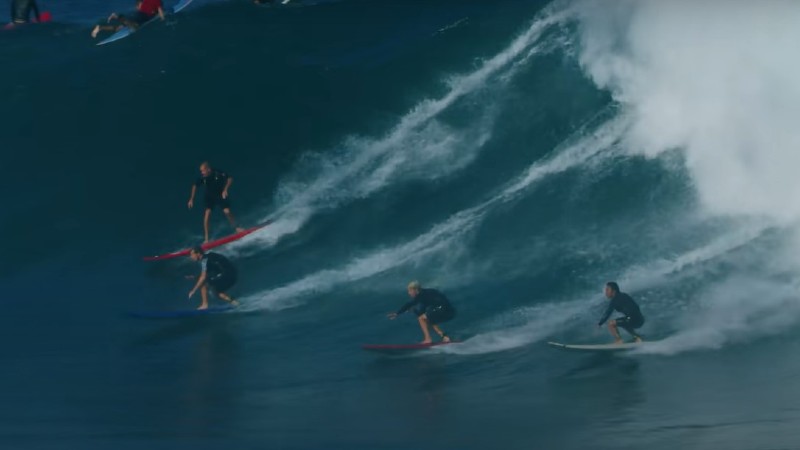 Surf session de John John Florence y Jack Robinson en Waimea